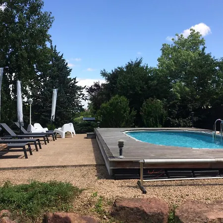 Le Grain De Louise 4*