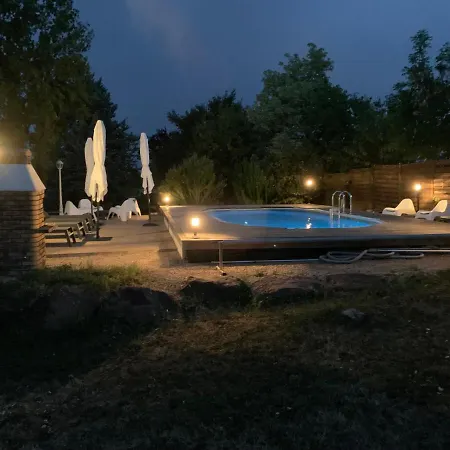 Le Grain De Louise 4*