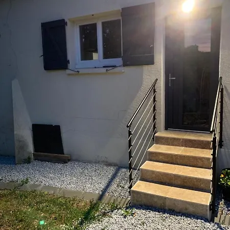 Le Grain De Louise 4*